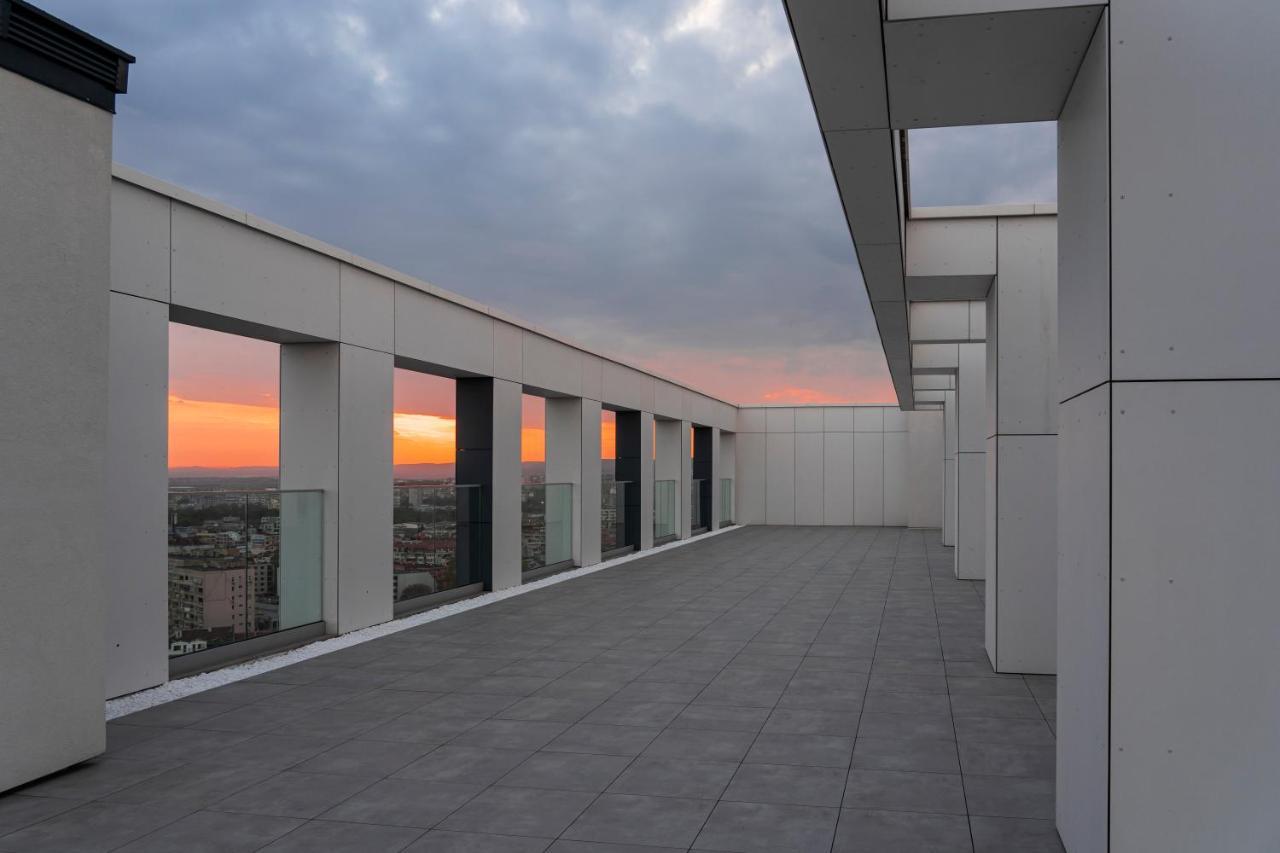 Hotel Campus 90 - Free Parking Varna Exterior photo