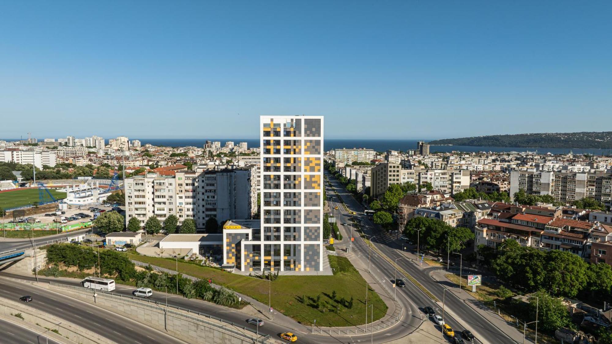 Hotel Campus 90 - Free Parking Varna Exterior photo